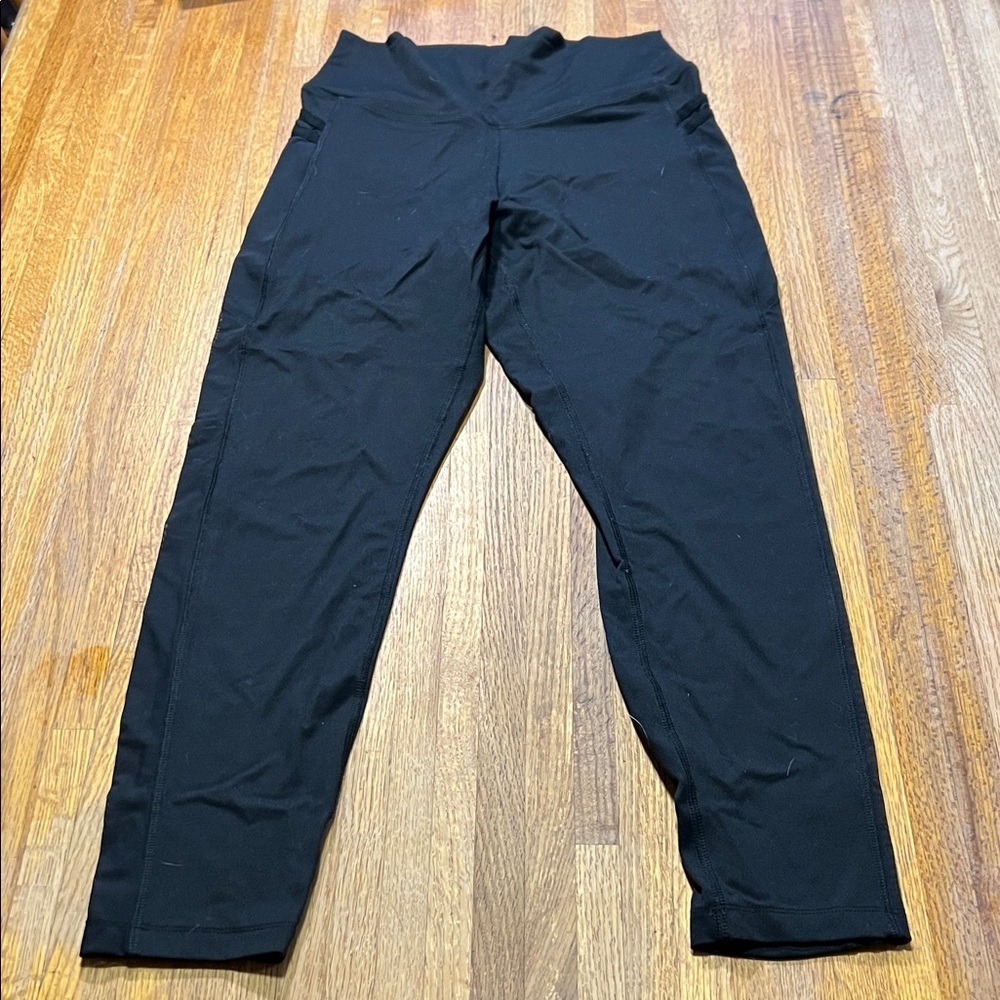 PINK Victoria's Secret Ultimate Medium Black Pull On Pockets Yoga Ankle Leggings - Picture 1 of 6